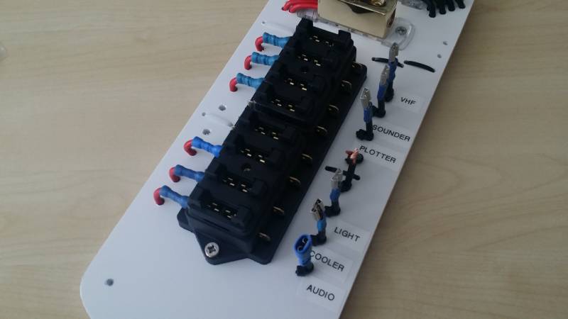 Blatt-Sicherungs-Block 12 Stromkreis-negativer Bus-Verteiler des Volt-Sicherungs-Kasten-Halter-6  mit LED